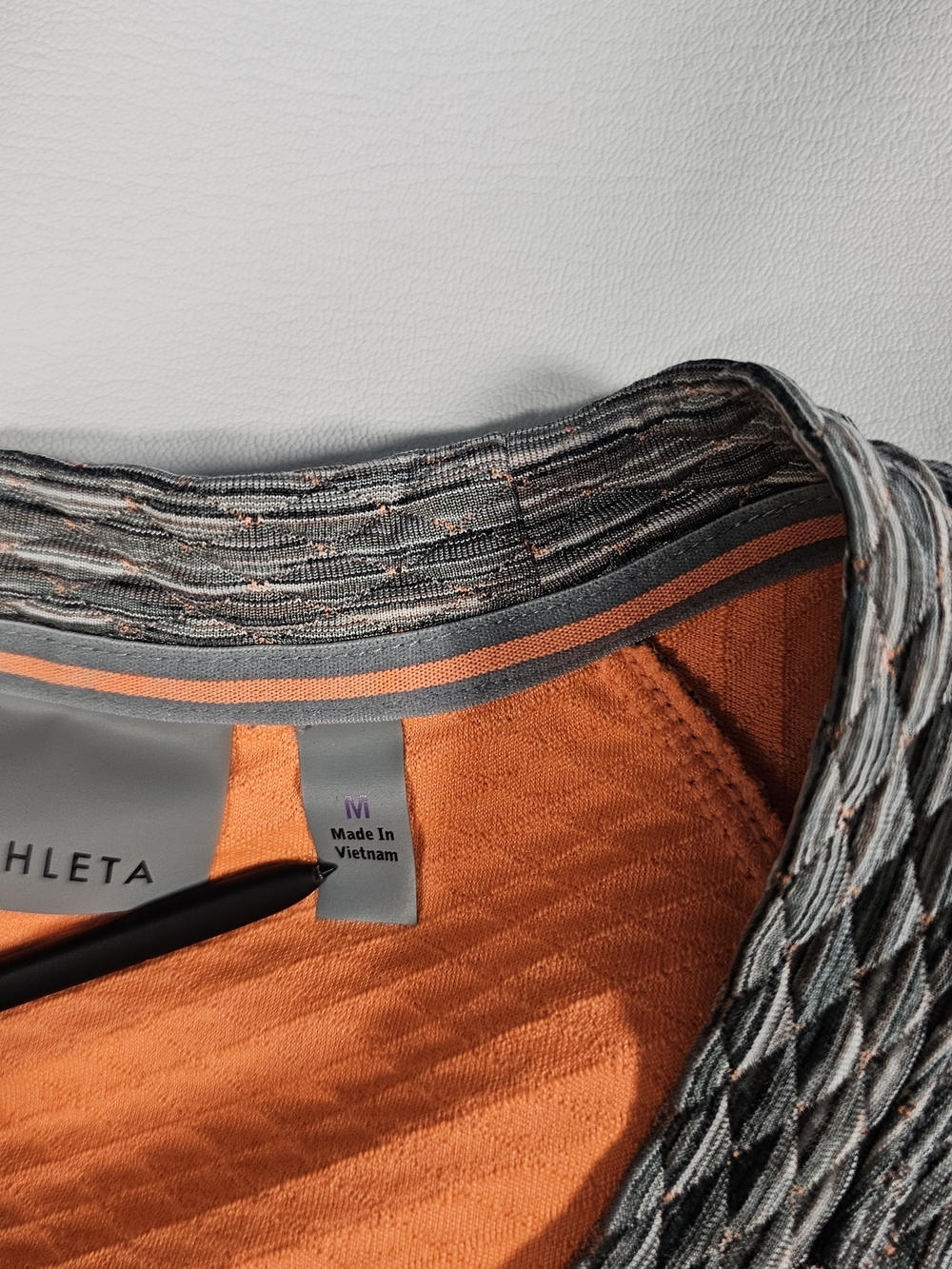 Athleta Long Sleeve Athletic Top Medium Gray Orange Stretch - Picture 4 of 8